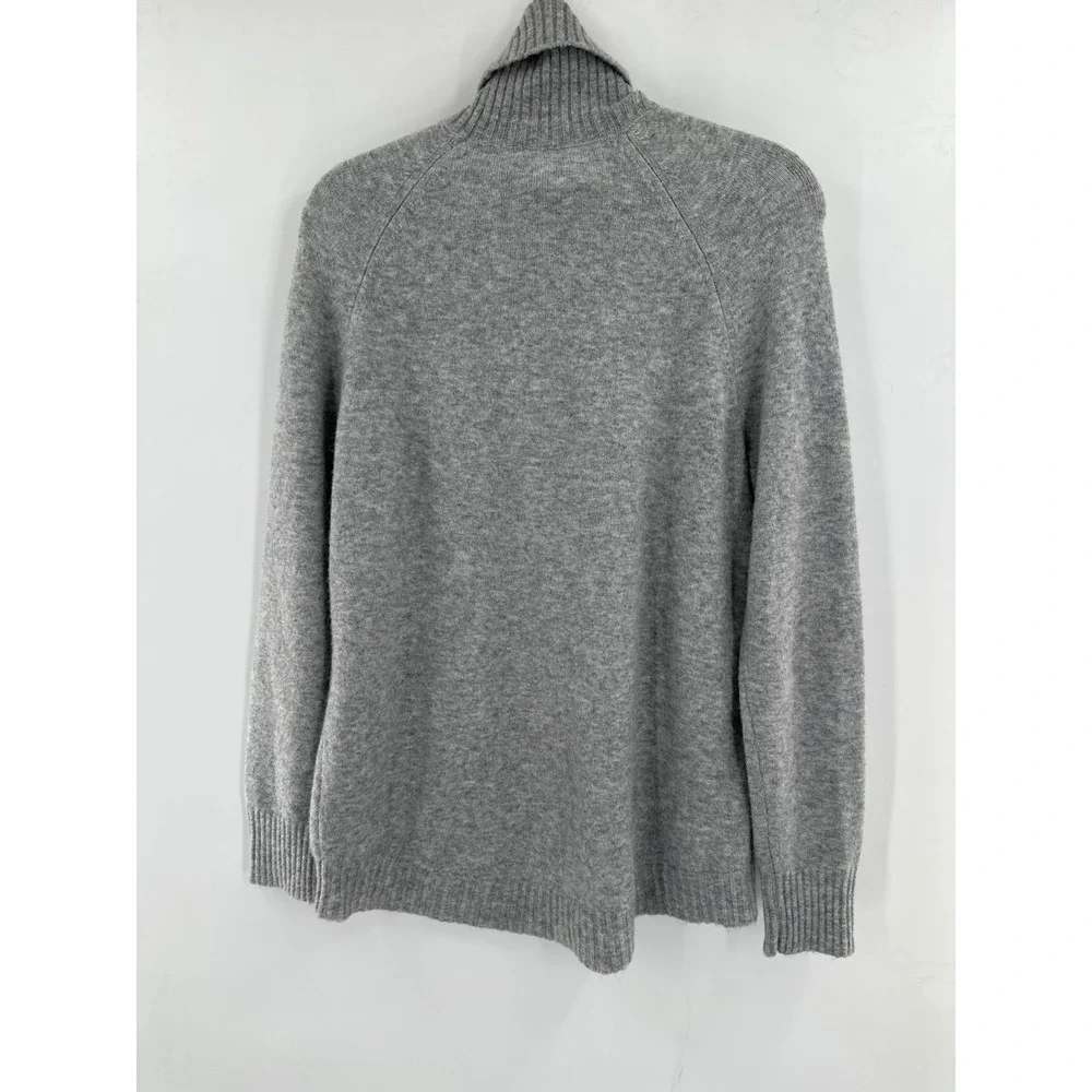 J. Crew Sweater in Supersoft Yarn Grey Small